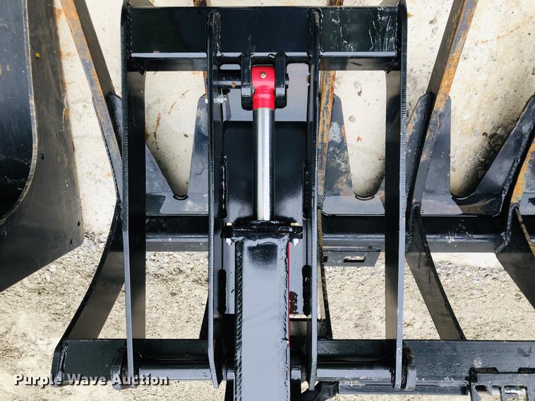image for item DF6589 Paver skid steer skeleton grapple bucket