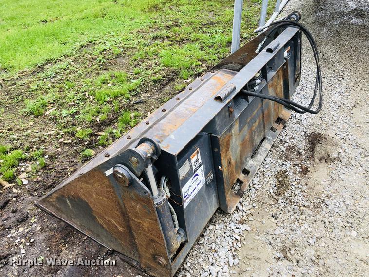 image for item DF6591 2014 Paladin LAF0988-0022 four-in-one skid steer bucket