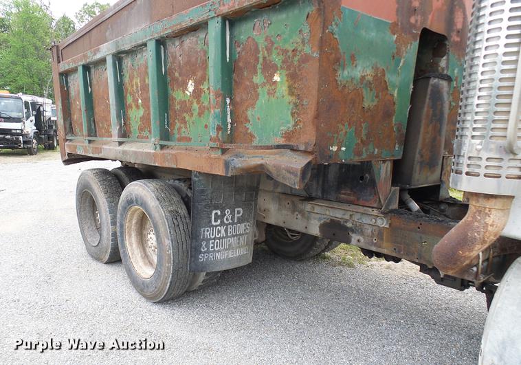 image for item DF7236 1985 GMC General dump truck