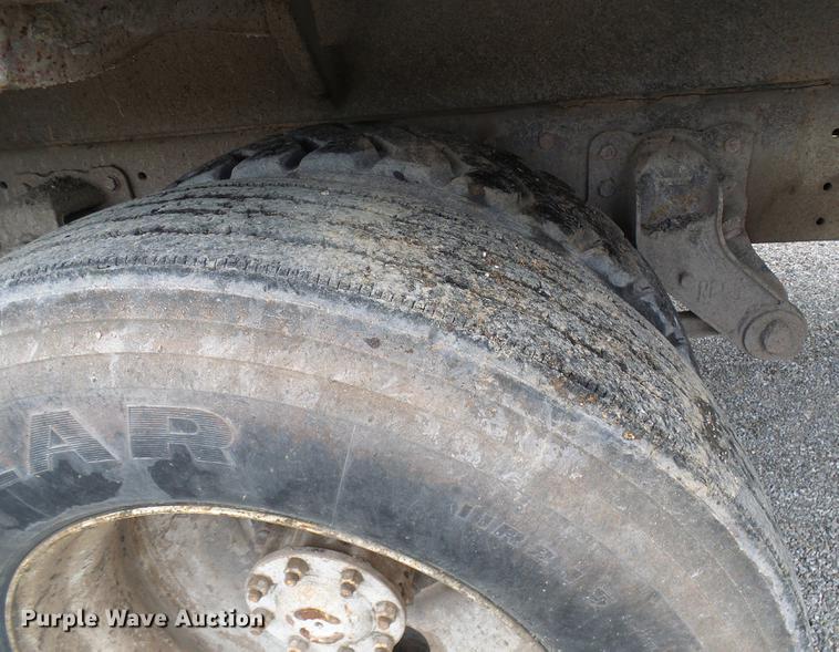 image for item DF7236 1985 GMC General dump truck