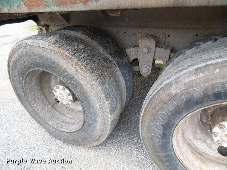 image for item DF7236 1985 GMC General dump truck