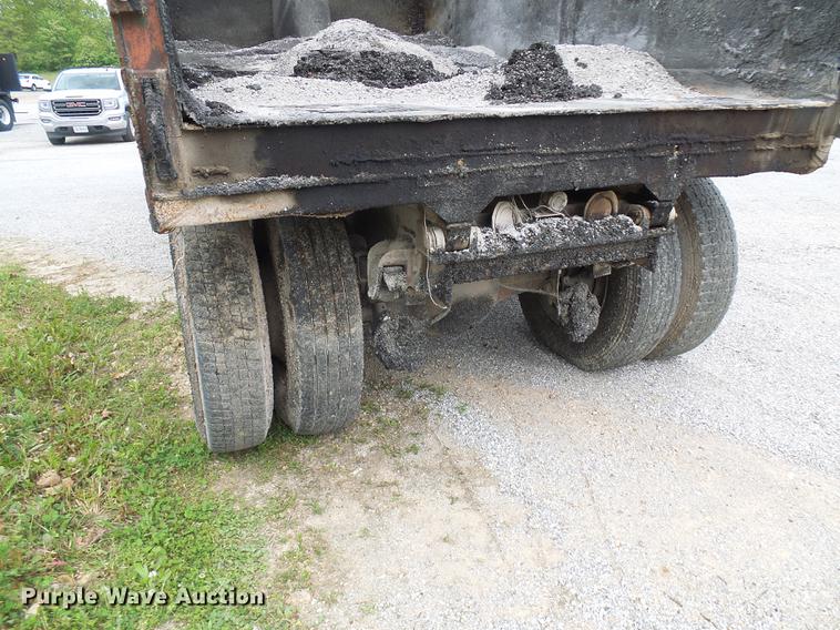 image for item DF7236 1985 GMC General dump truck