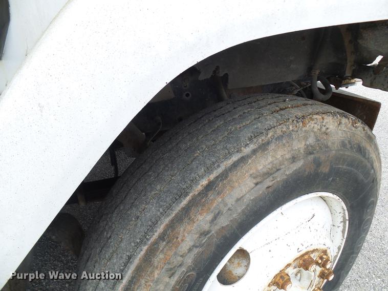 image for item DF7236 1985 GMC General dump truck