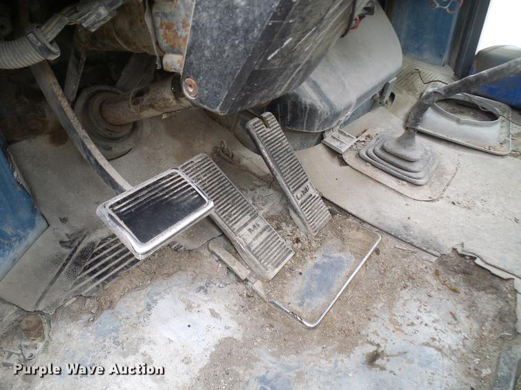 image for item DF7236 1985 GMC General dump truck