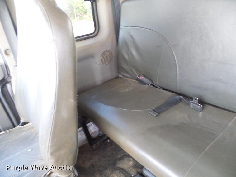 image for item DF7276 2009 International 4300 vacuum truck