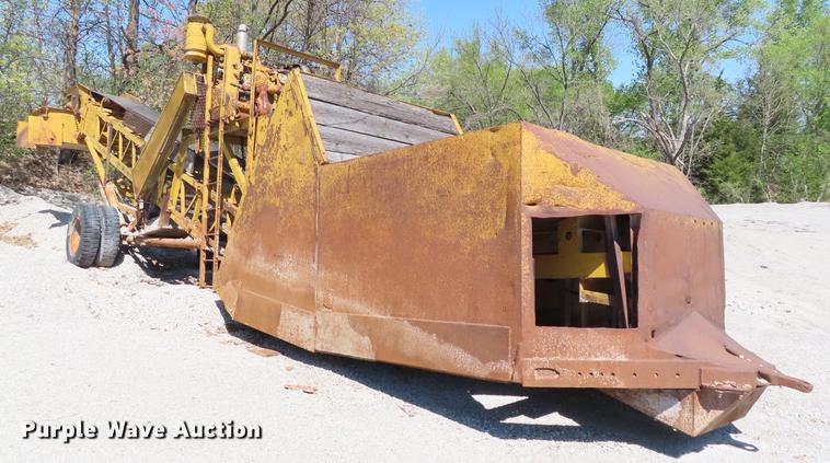 image for item DF7800 Peerless pug mill