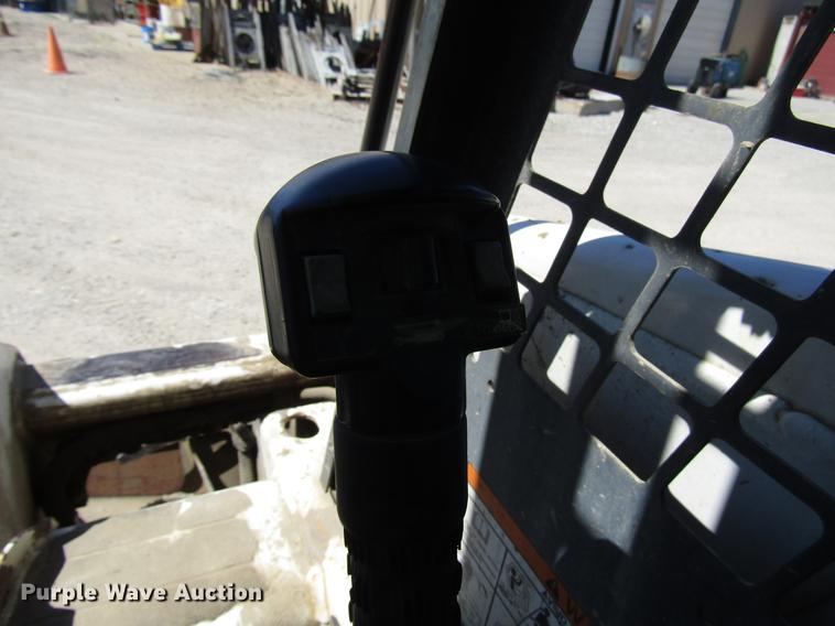 image for item DF7964 1998 Bobcat 863 skid steer