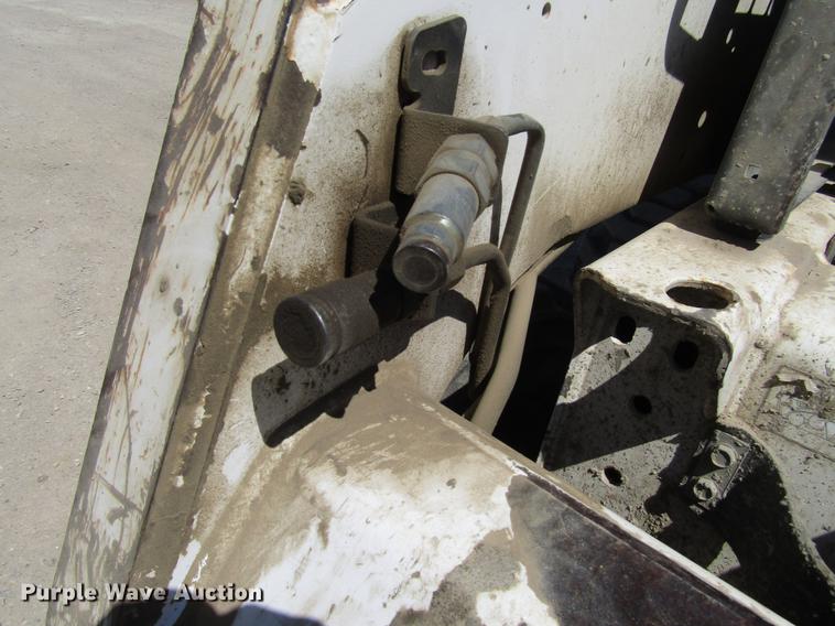 image for item DF7964 1998 Bobcat 863 skid steer