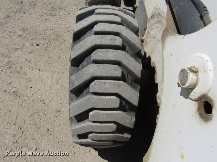 image for item DF7964 1998 Bobcat 863 skid steer