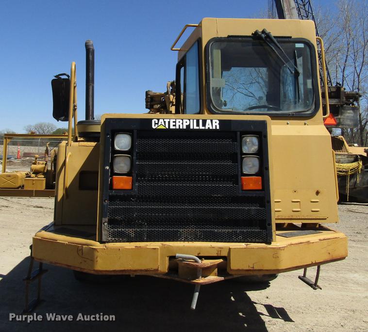 image for item DF7966 1996 Caterpillar 613C Series II water wagon