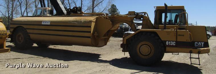 image for item DF7966 1996 Caterpillar 613C Series II water wagon
