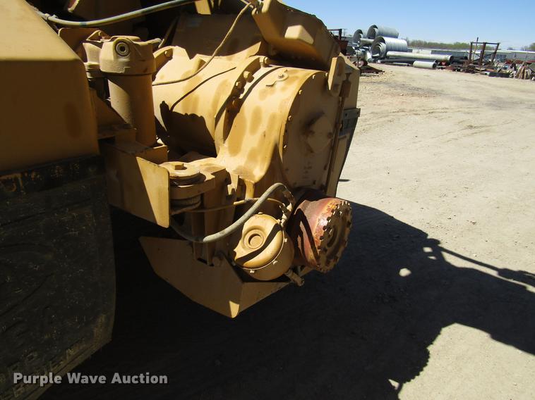 image for item DF7966 1996 Caterpillar 613C Series II water wagon