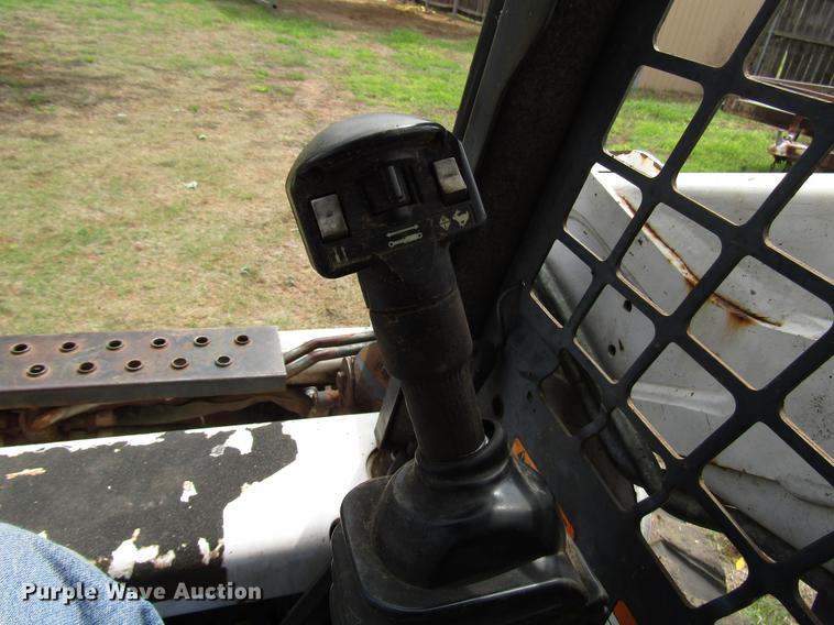 image for item DF8041 2006 Bobcat S175 skid steer