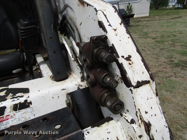 image for item DF8041 2006 Bobcat S175 skid steer