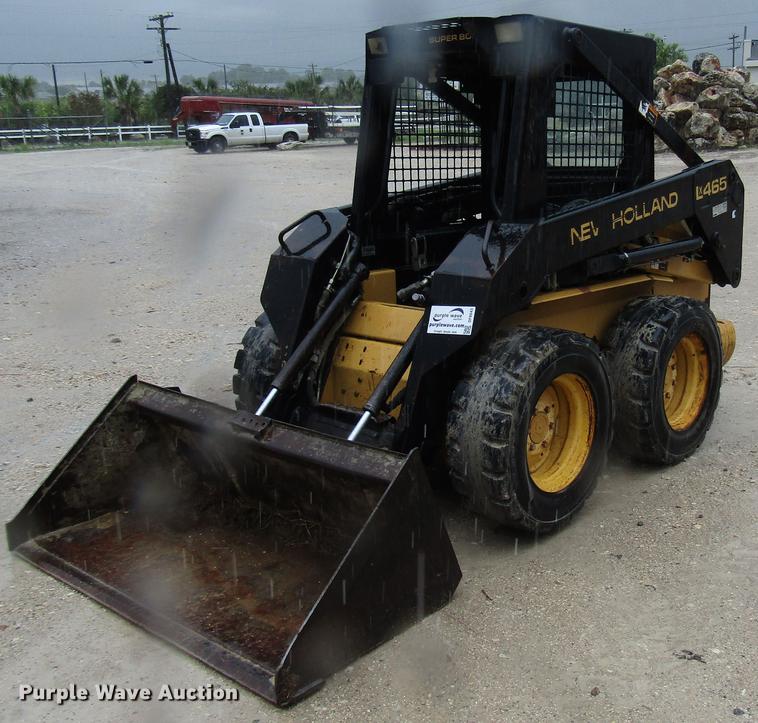 image for item DF8043 1997 New Holland LX465 skid steer