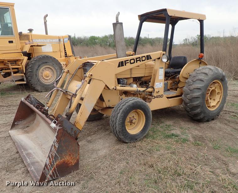 image for item DF8845 Ford 3450 tractor