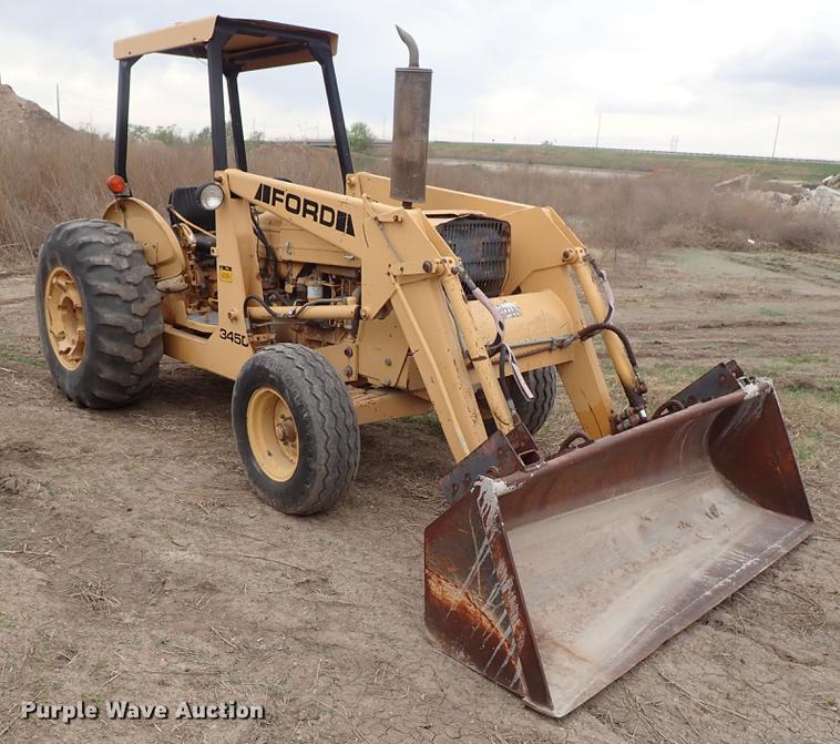 image for item DF8845 Ford 3450 tractor