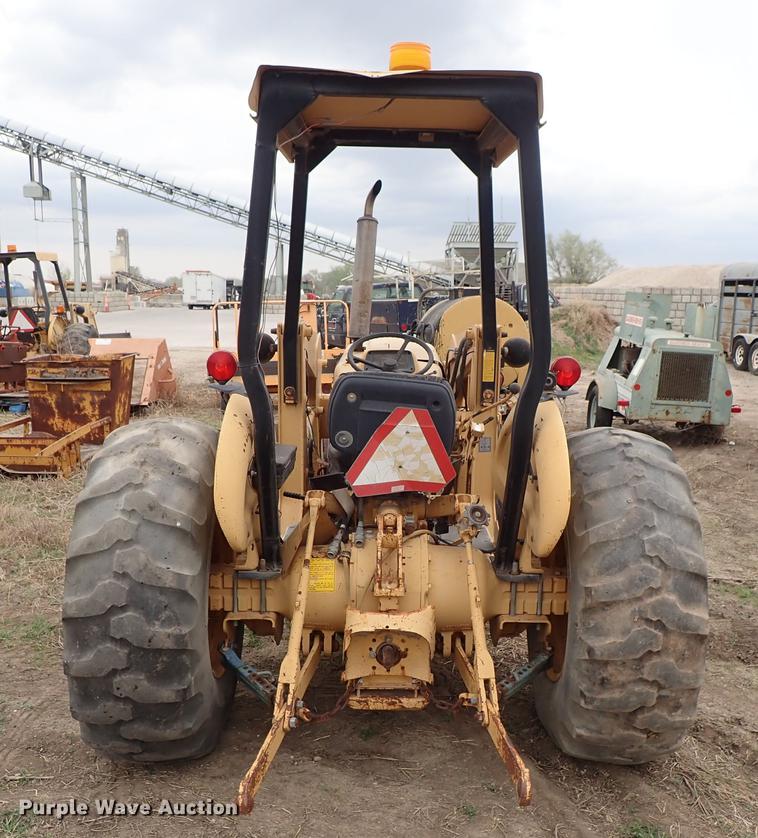 image for item DF8845 Ford 3450 tractor