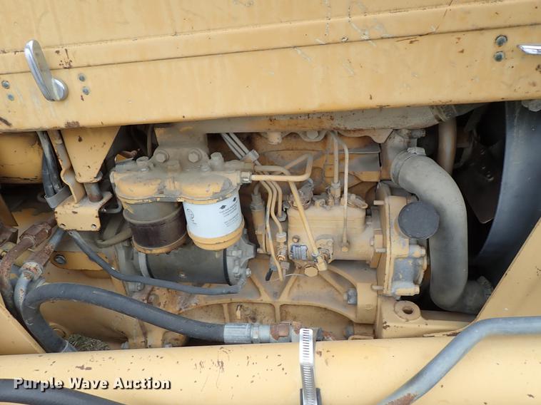 image for item DF8845 Ford 3450 tractor