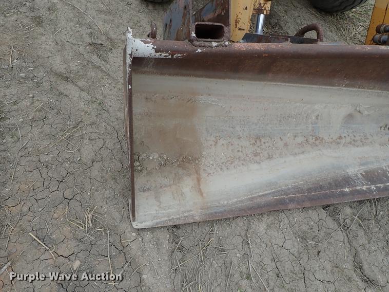 image for item DF8845 Ford 3450 tractor