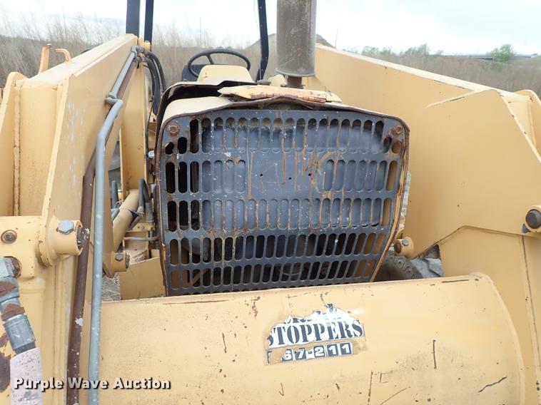 image for item DF8845 Ford 3450 tractor