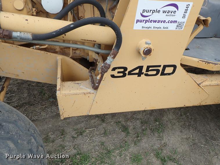 image for item DF8845 Ford 3450 tractor