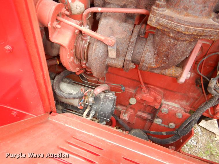 image for item DG1052 2004 Morbark 12 wood chipper