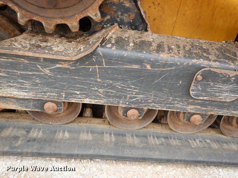 image for item DG1062 2014 John Deere 333E skid steer