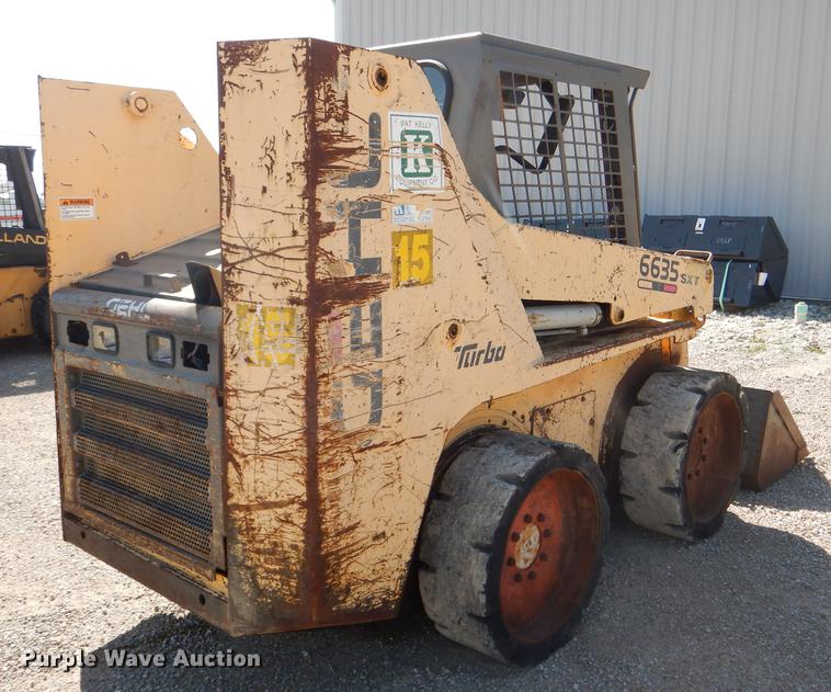 image for item DG1068 1997 Gehl 6635SXT skid steer