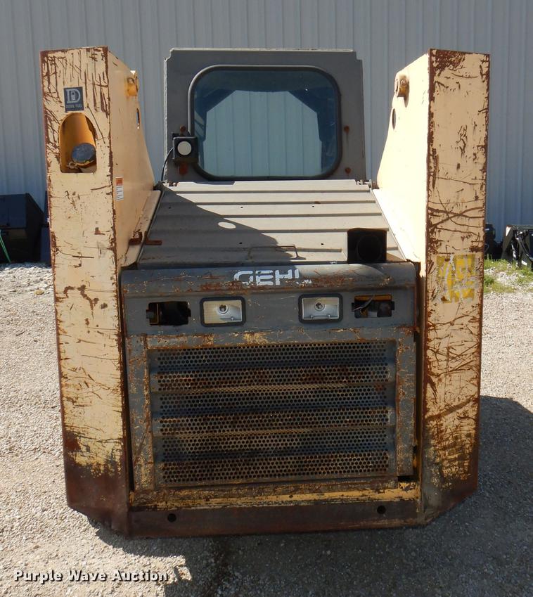 image for item DG1068 1997 Gehl 6635SXT skid steer