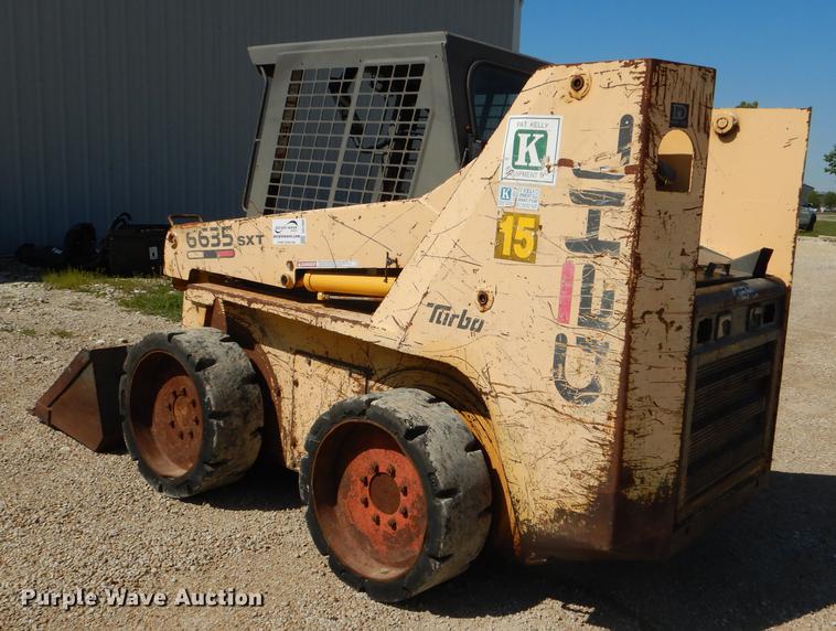 image for item DG1068 1997 Gehl 6635SXT skid steer