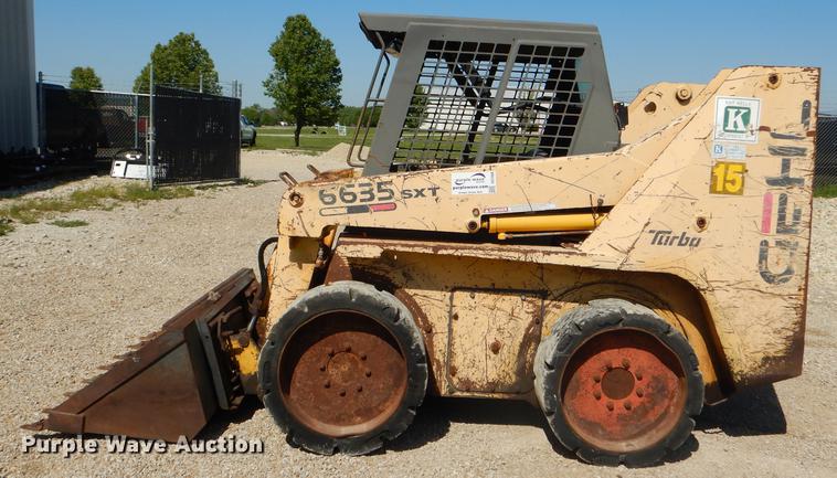 image for item DG1068 1997 Gehl 6635SXT skid steer