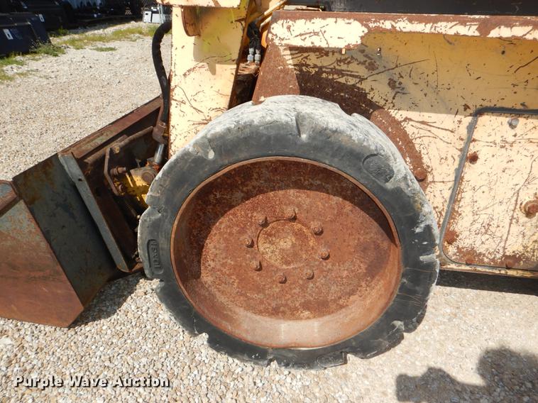 image for item DG1068 1997 Gehl 6635SXT skid steer