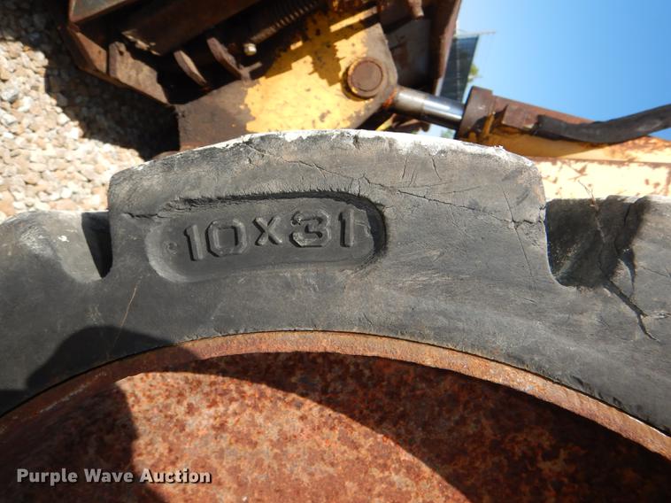image for item DG1068 1997 Gehl 6635SXT skid steer