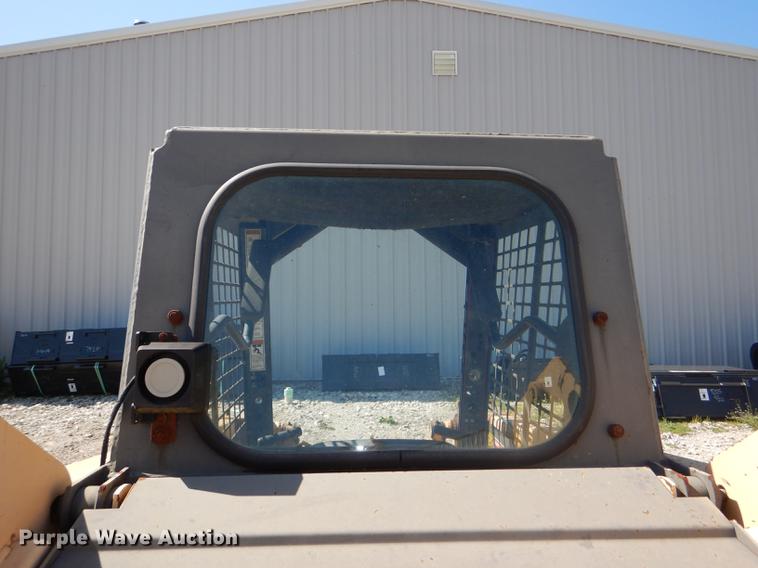 image for item DG1068 1997 Gehl 6635SXT skid steer