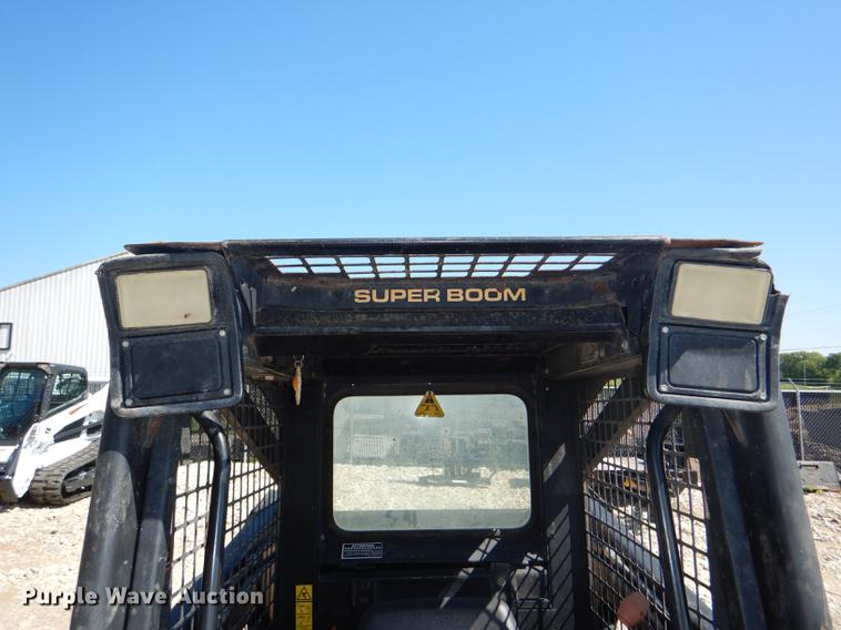 image for item DG1078 1997 New Holland LX565 skid steer