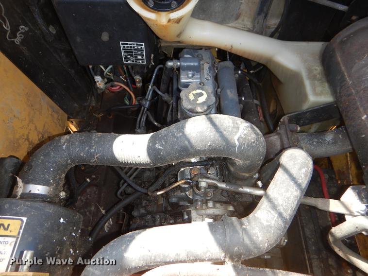 image for item DG1078 1997 New Holland LX565 skid steer