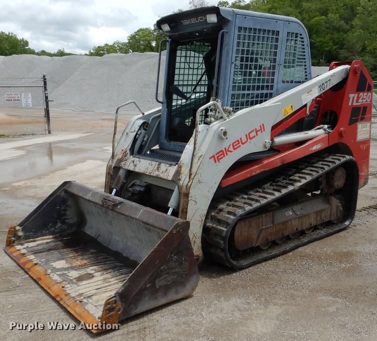 image for item DY9826 2011 Takeuchi TL250 skid steer