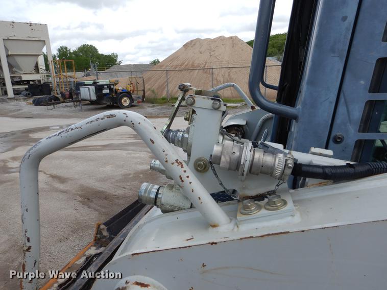 image for item DY9826 2011 Takeuchi TL250 skid steer