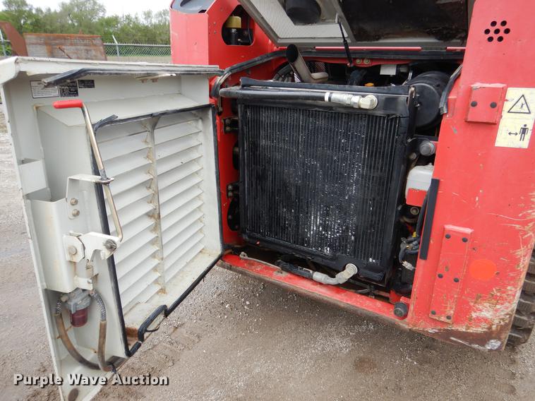 image for item DY9826 2011 Takeuchi TL250 skid steer