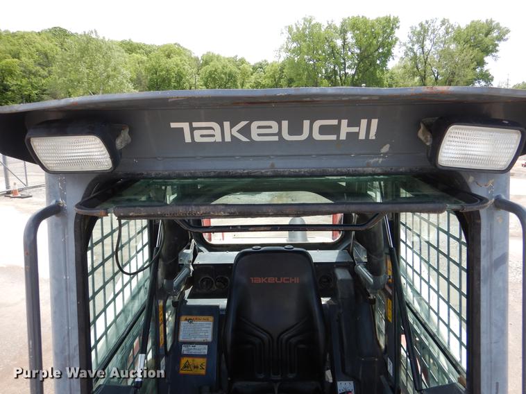 image for item DY9826 2011 Takeuchi TL250 skid steer