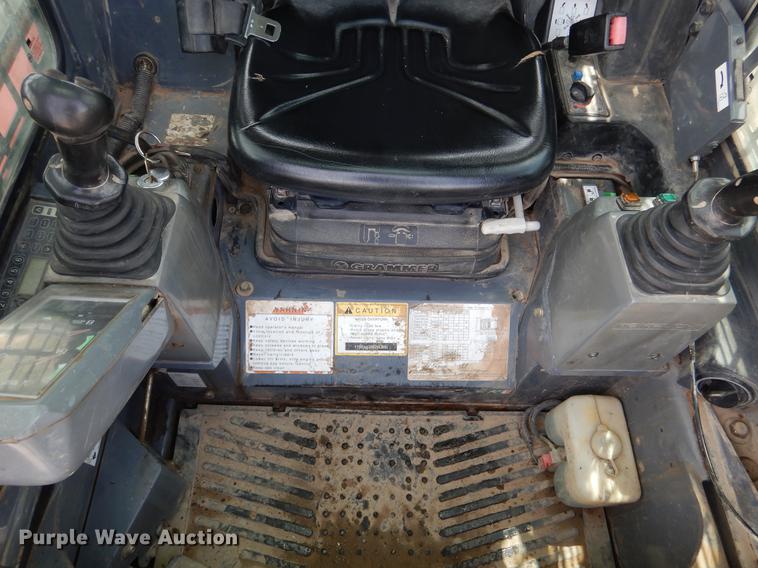 image for item DY9826 2011 Takeuchi TL250 skid steer