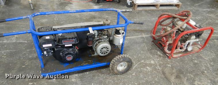 image for item DY9828 (2) pumps