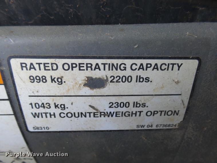 image for item EF9516 2005 Bobcat S220 skid steer