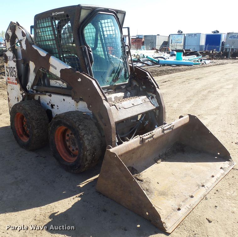 image for item EF9517 2005 Bobcat S185 skid steer