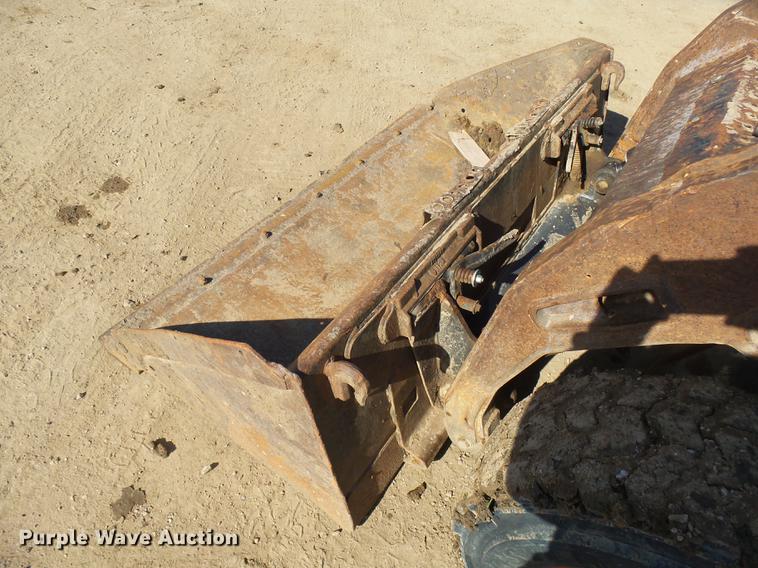 image for item EF9517 2005 Bobcat S185 skid steer
