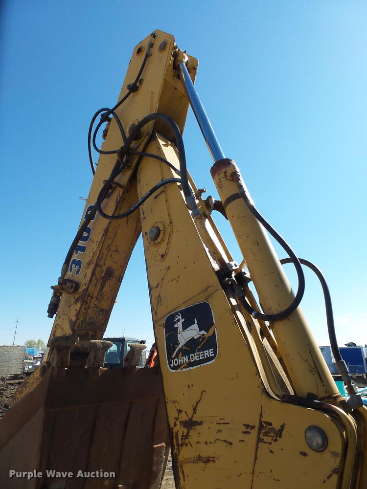 image for item EF9519 1996 John Deere 310D backhoe