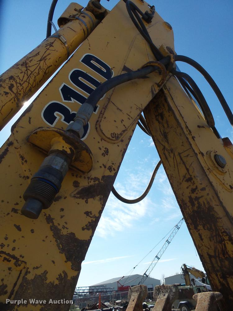 image for item EF9519 1996 John Deere 310D backhoe