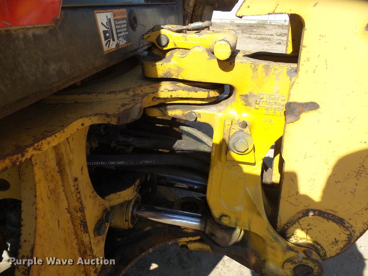 image for item EF9519 1996 John Deere 310D backhoe