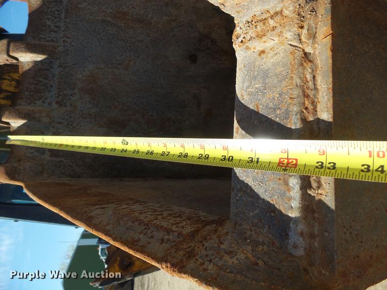 image for item EF9519 1996 John Deere 310D backhoe